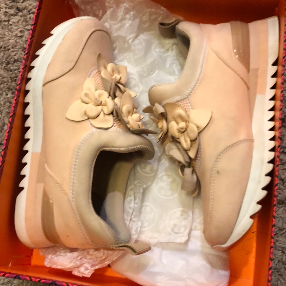 Tory Burch Flower shoes